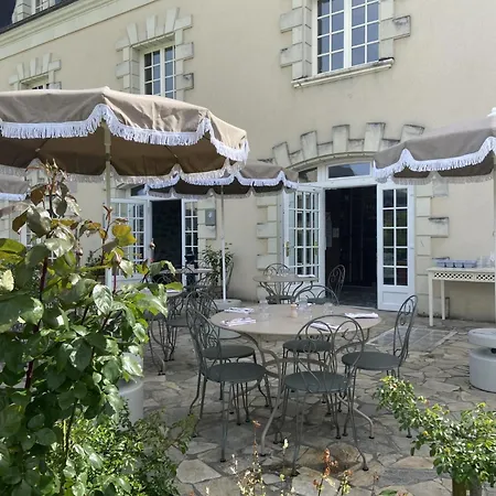 ホテル Le Relais Du Bellay