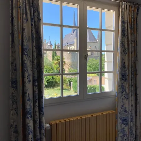 Le Relais Du Bellay ホテル モントルイユ・ベレ