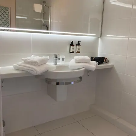 Le Relais Du Bellay 3*