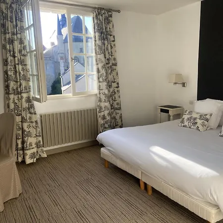 Le Relais Du Bellay ホテル