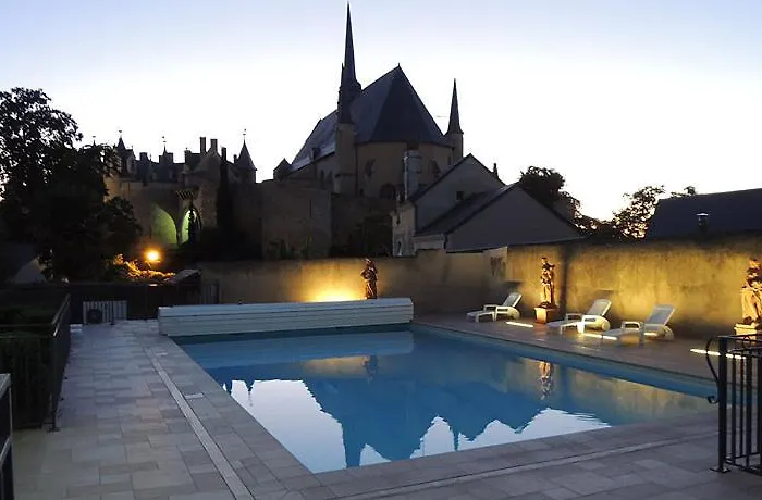 Le Relais Du Bellay Hotel