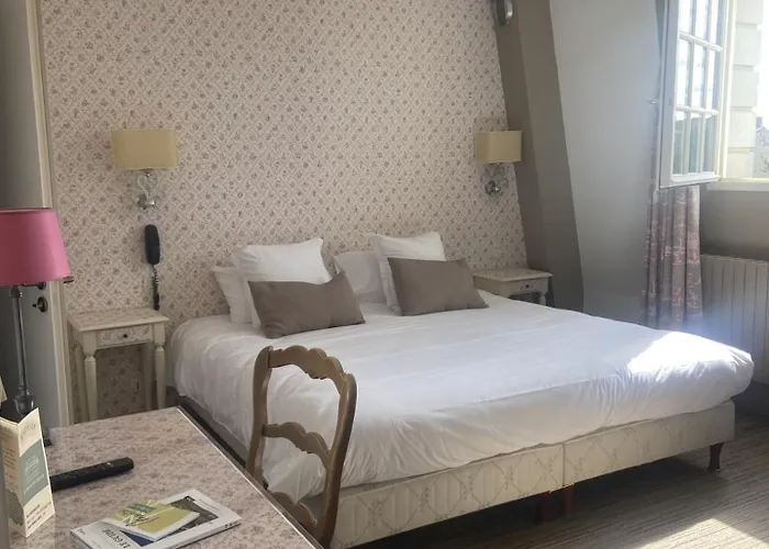 מלון Le Relais Du Bellay