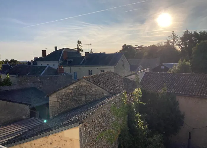 Le Relais Du Bellay Hotel 3*